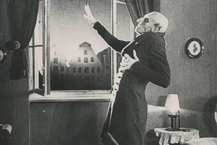 Nosferatu (1922)